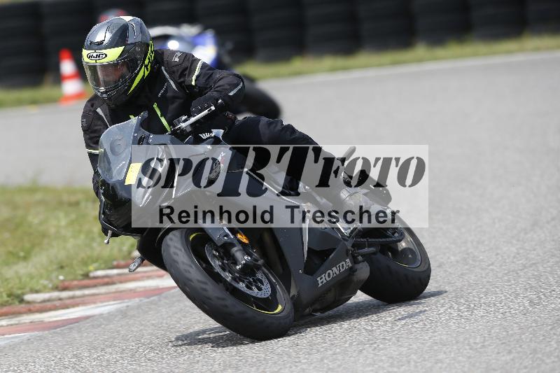 /24 08.06.2025 TZ Motorsport ADR/Gruppe gelb/16